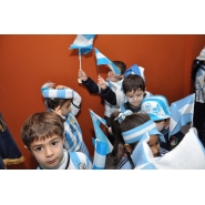 Los más pequeños celebraron el DIA DE LA BANDERA